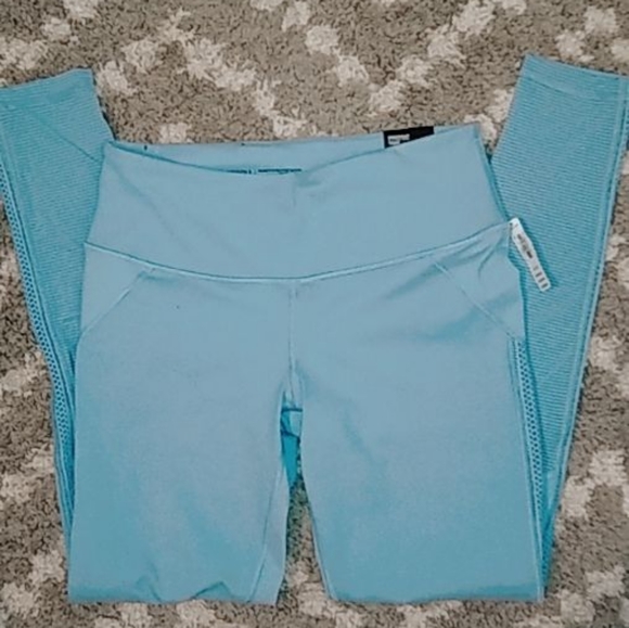 NWT Knockout leggings Victoria's Secret - Picture 2 of 8